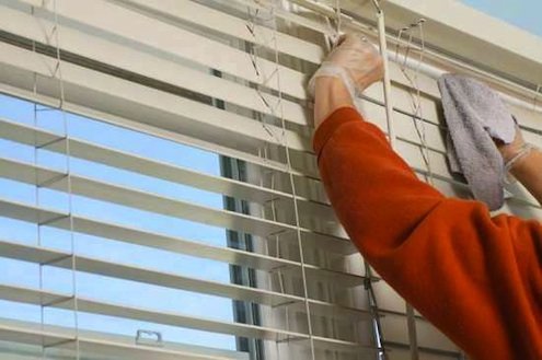 如何清洁百叶窗-超细纤维布
