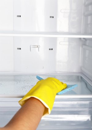 如何清洁冰箱隔间