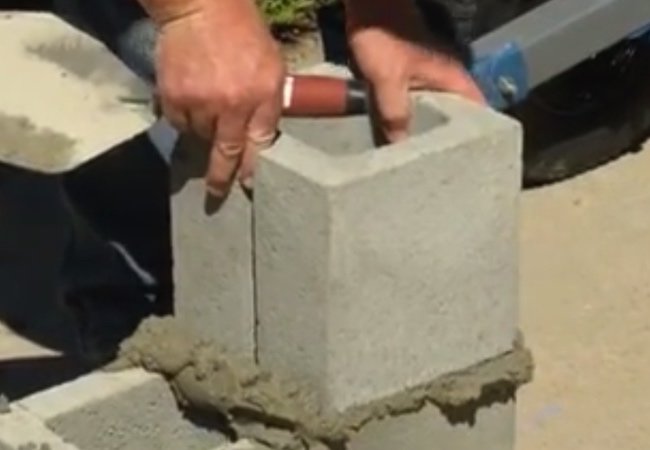 如何建造煤渣砌块墙-第二道课程