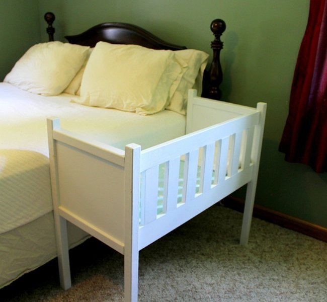 DIY婴儿床-从丽贝卡的花园和家园共睡