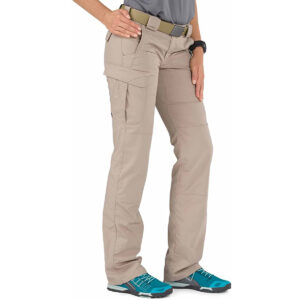 最佳货物裤选项：5.11战术女性的Stryke隐蔽货物裤