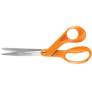 最佳面料剪刀选项：Fiskars原始橙色处理剪刀