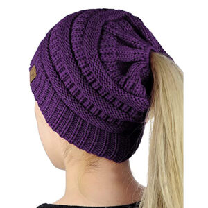 最佳冬季帽子选择:C.C BeanieTail软拉伸电缆编织凌乱