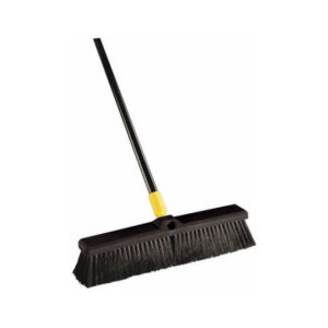 硬木地板的最佳扫帚选项：Quickie推土机18英寸光滑的表面推扫帚