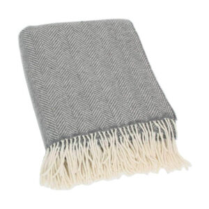 最佳羊毛毛毯选择:毕蒂墨菲羊绒美利奴羊毛混纺毛毯