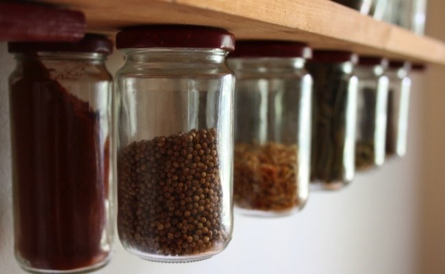 DIY Organization Ideas - Jar Storage