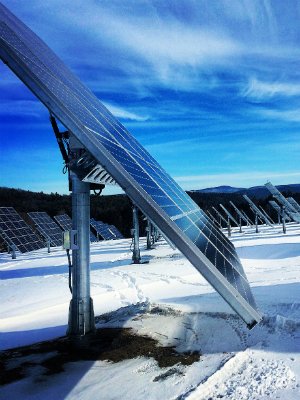 在冬季太阳能发电效率