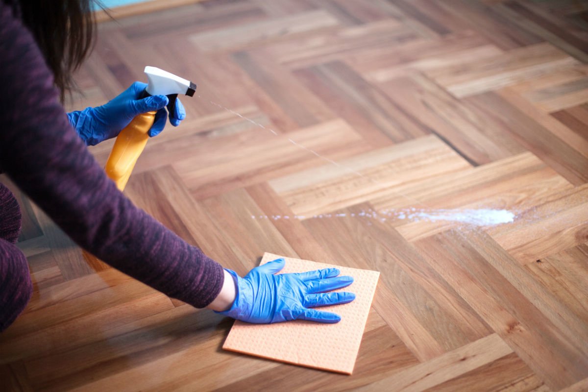 最好的硬木地板清洁业主的选择